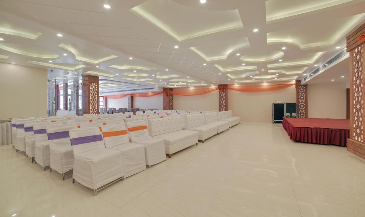 Treebo G K Residency Near Dehradun Railway Station Otel Dış mekan fotoğraf